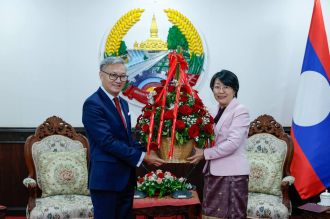 Lao foreign minister receives congratulations from Chinese ambassador